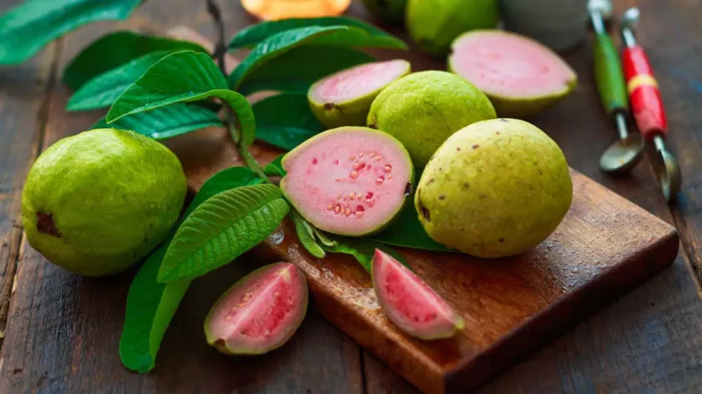 Several Benefits Can Be Gained From Guava Fruit